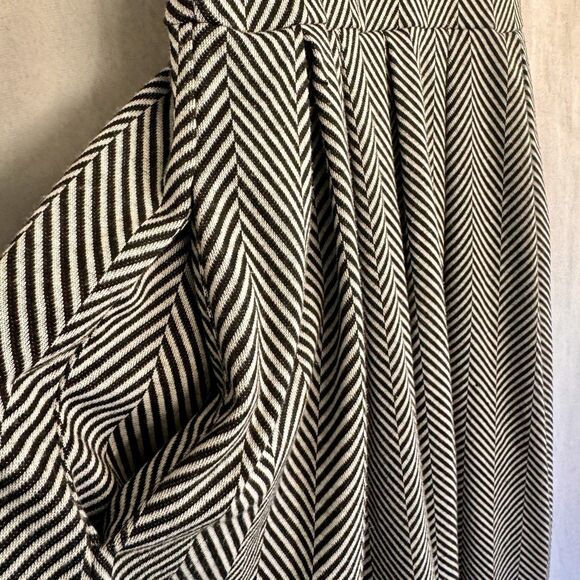 Lula Roe Amelia Dress Size Small Black White Print Pleated Zip Stretch Pockets - Picture 4 of 12